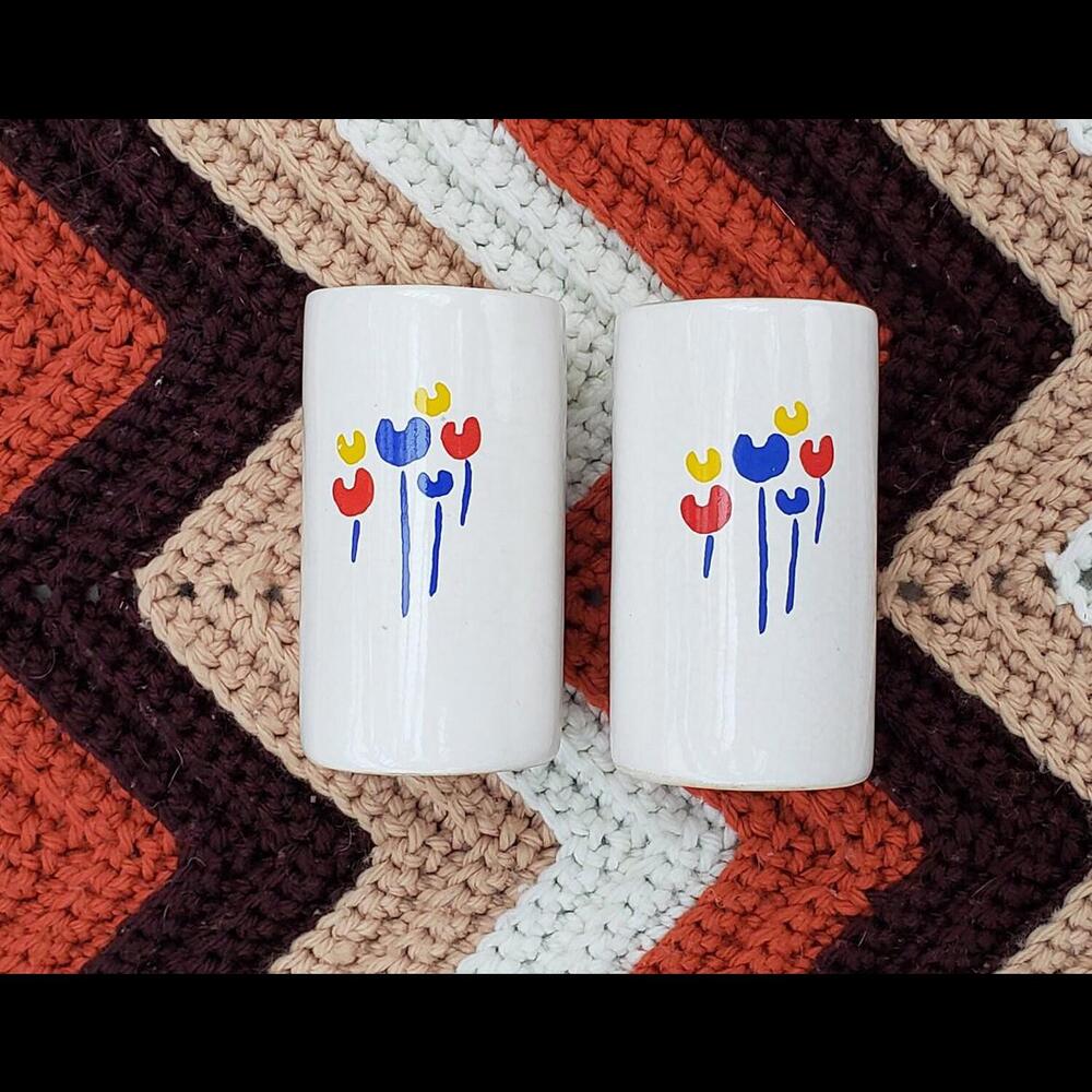 Flower Salt n' Pepper Shakers Circa 1990's